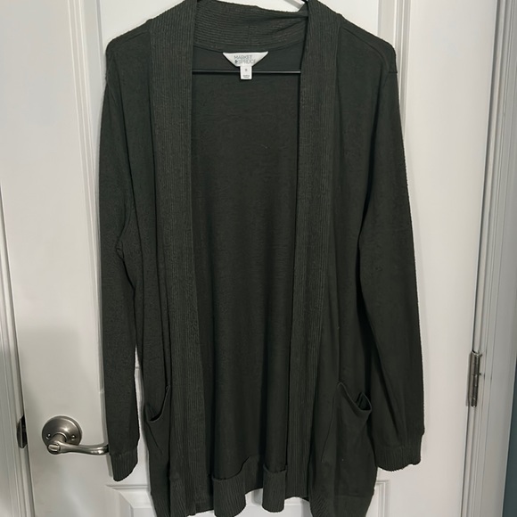 Market & Spruce Sweaters - Lightweight womans cardigan with front pockets